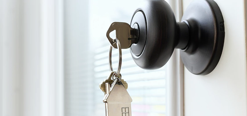 Bifold Door Knob Replacement in Colusa, California