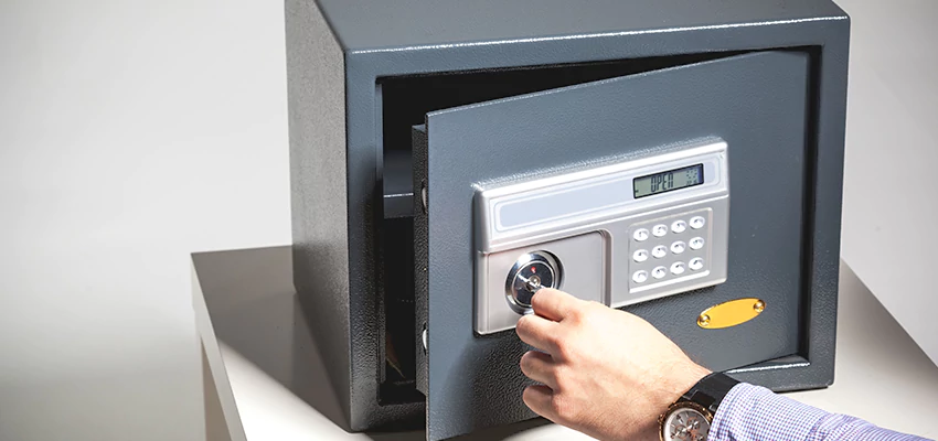 Jewelry Safe Unlocking Service in Colusa, California